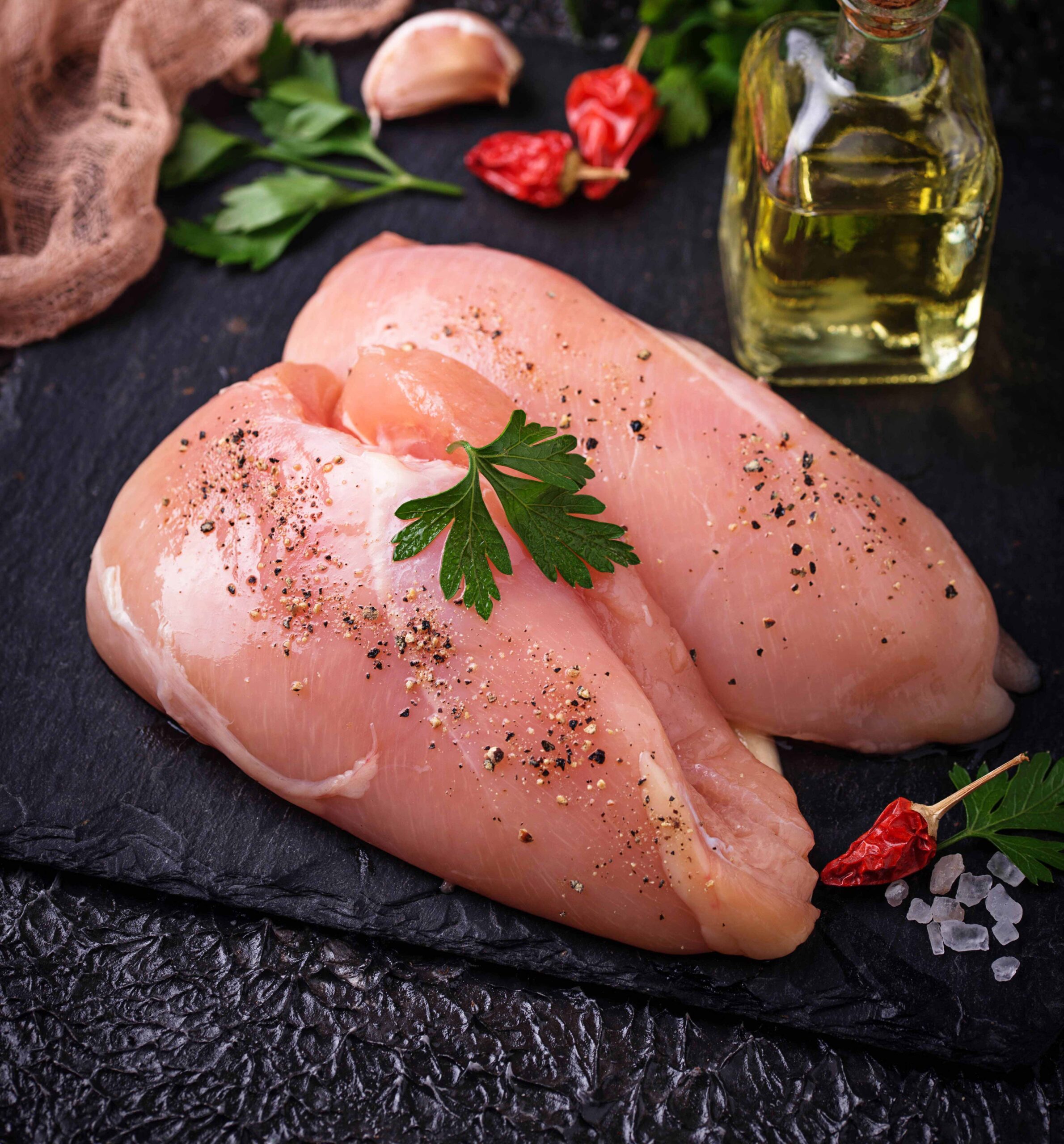 raw-chicken-breasts-or-fillets-4AW79XY